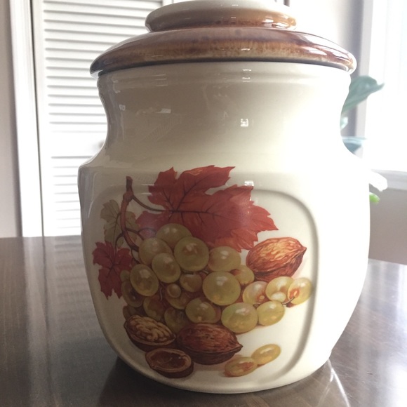 Vintage McCoy Fruit Festival Cookie Jar EUC - Picture 1 of 10
